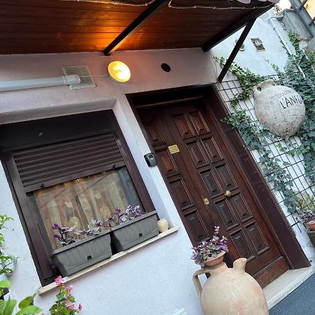 L' Anfora Locazione Turistica Apartman Terni Kültér fotó